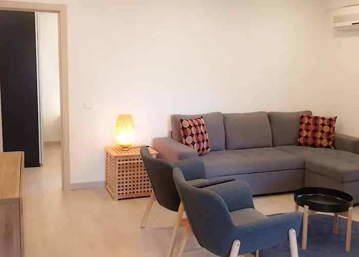 T2 Club Amarilis - *